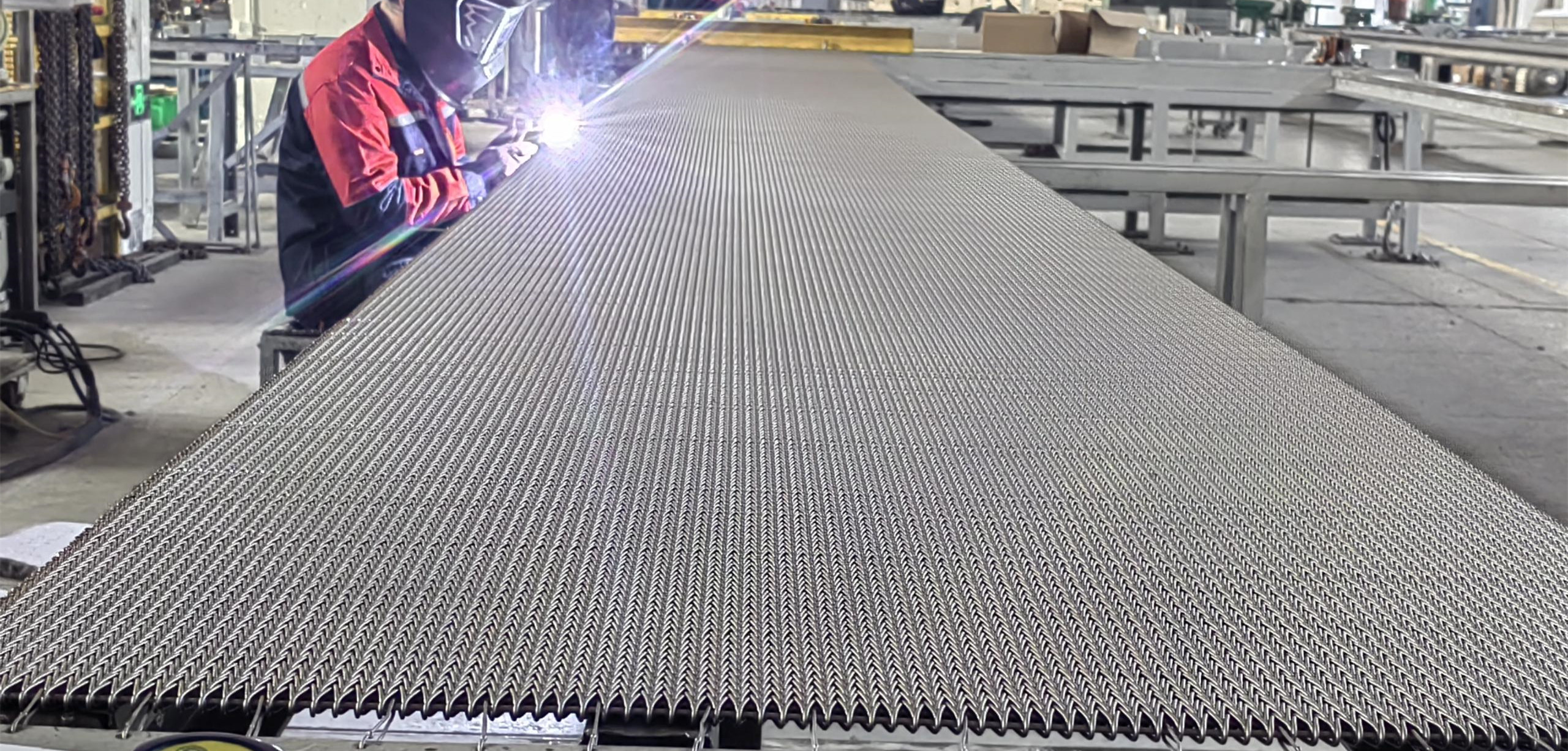 污泥設備【烘干機網帶】的使用優(yōu)點在哪?