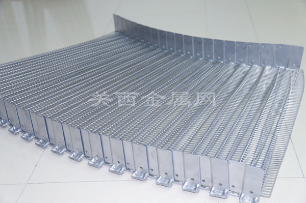 1609720479379468.jpg 螺旋式冷凍網(wǎng)(堆積式)_副本.jpg